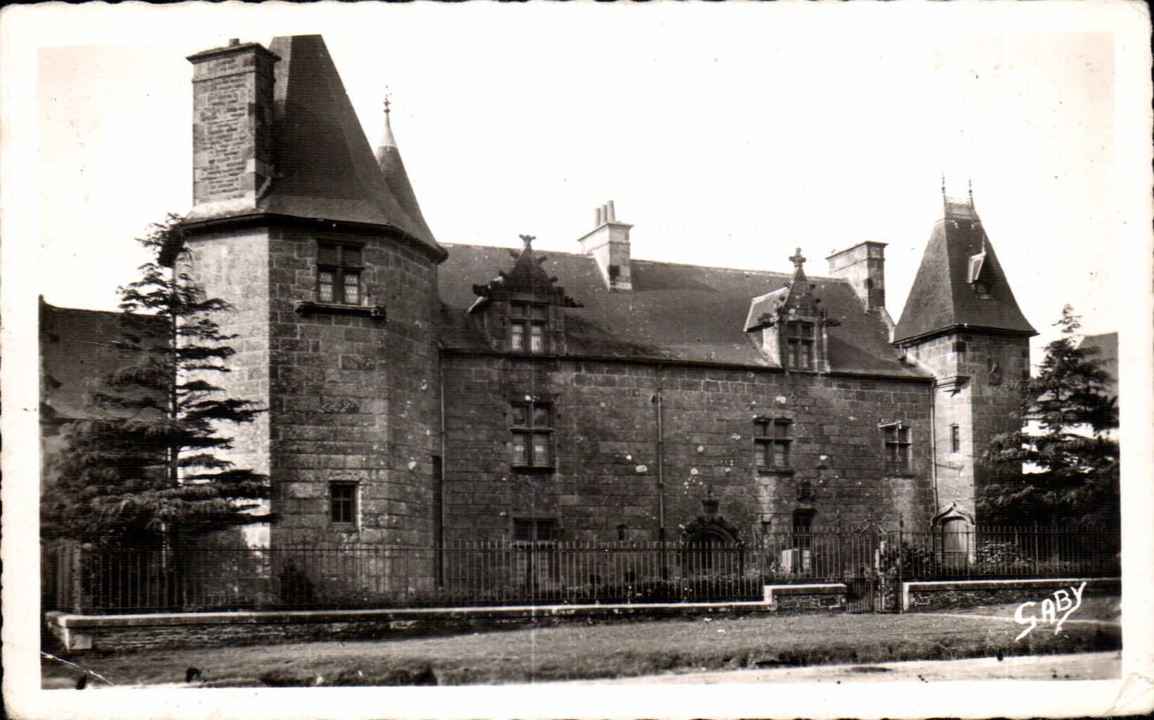CPA Le Folgoet Finistere Maison d Anne de Bretagne Le Presbytere