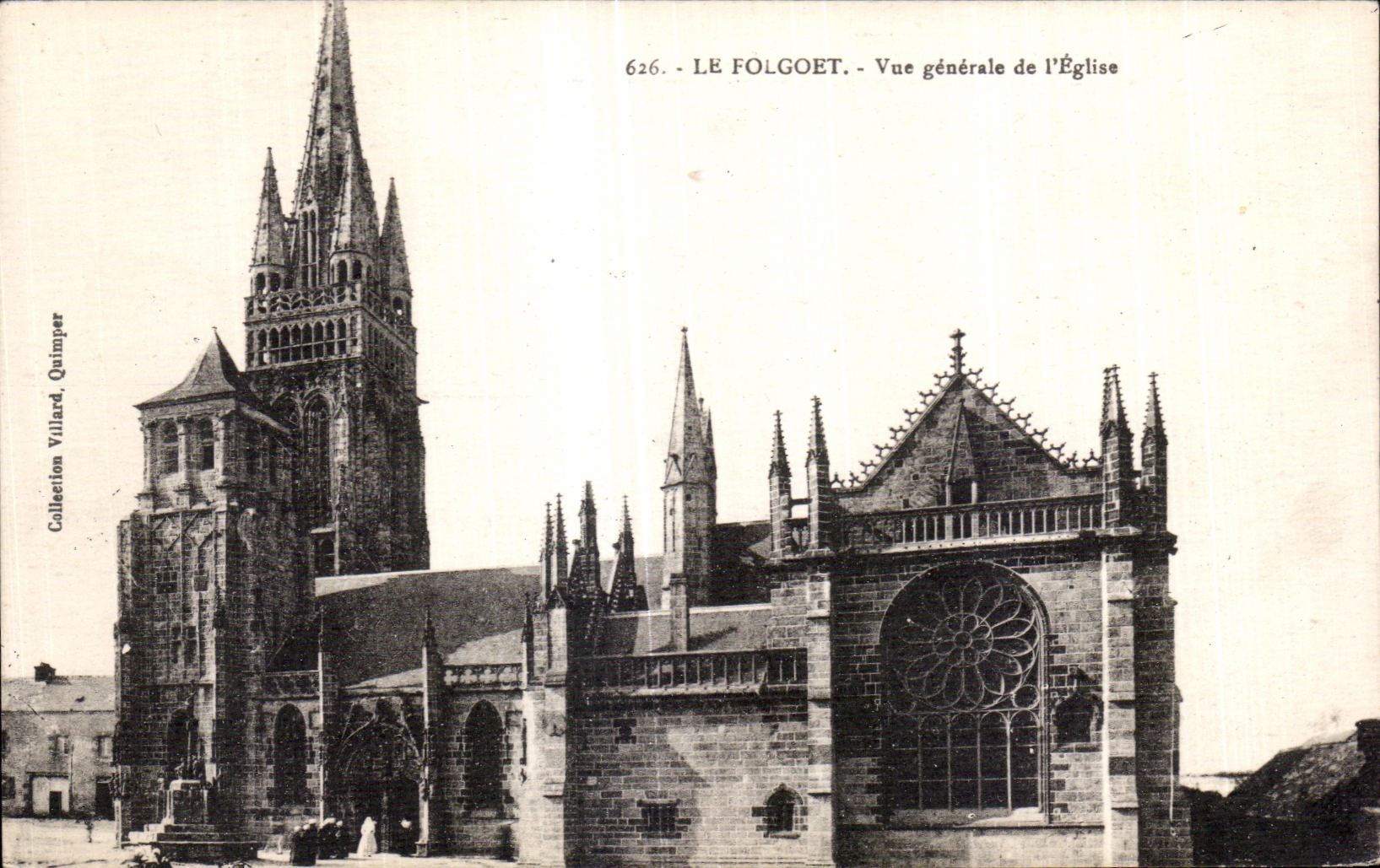 CPA Le Folgoet Vue generale de I Eglise