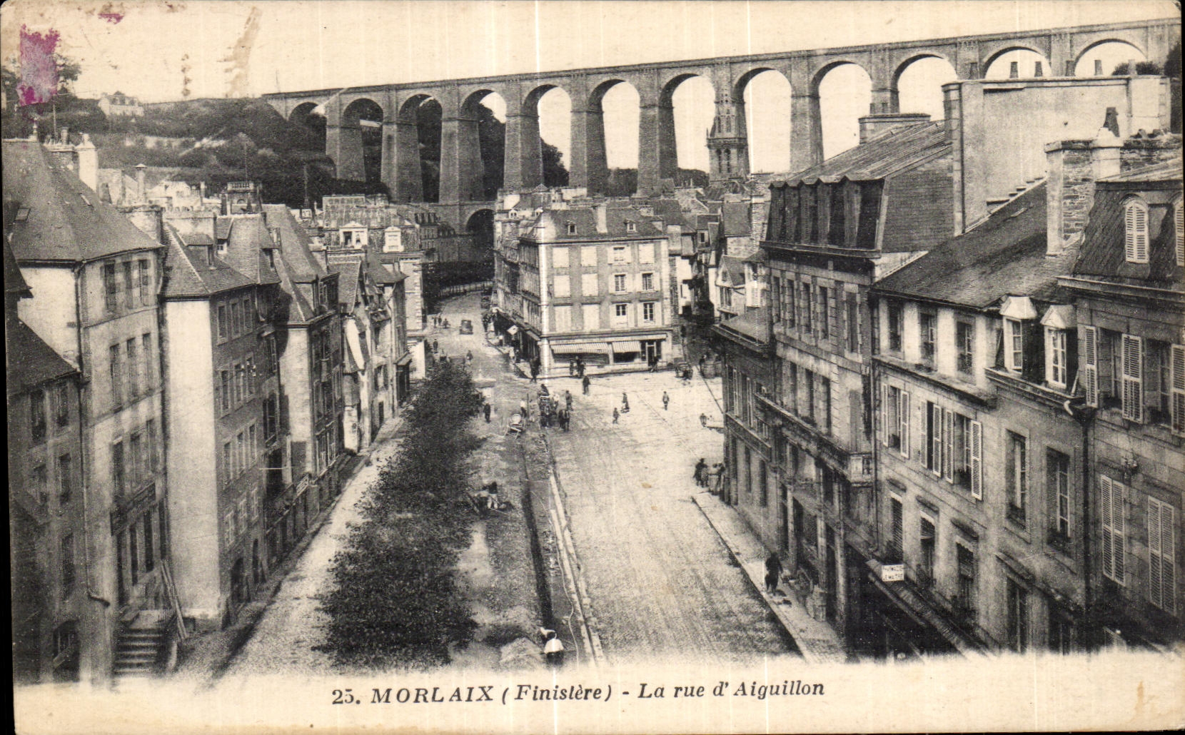 CPA Morlaix La rue d Aiguillon
