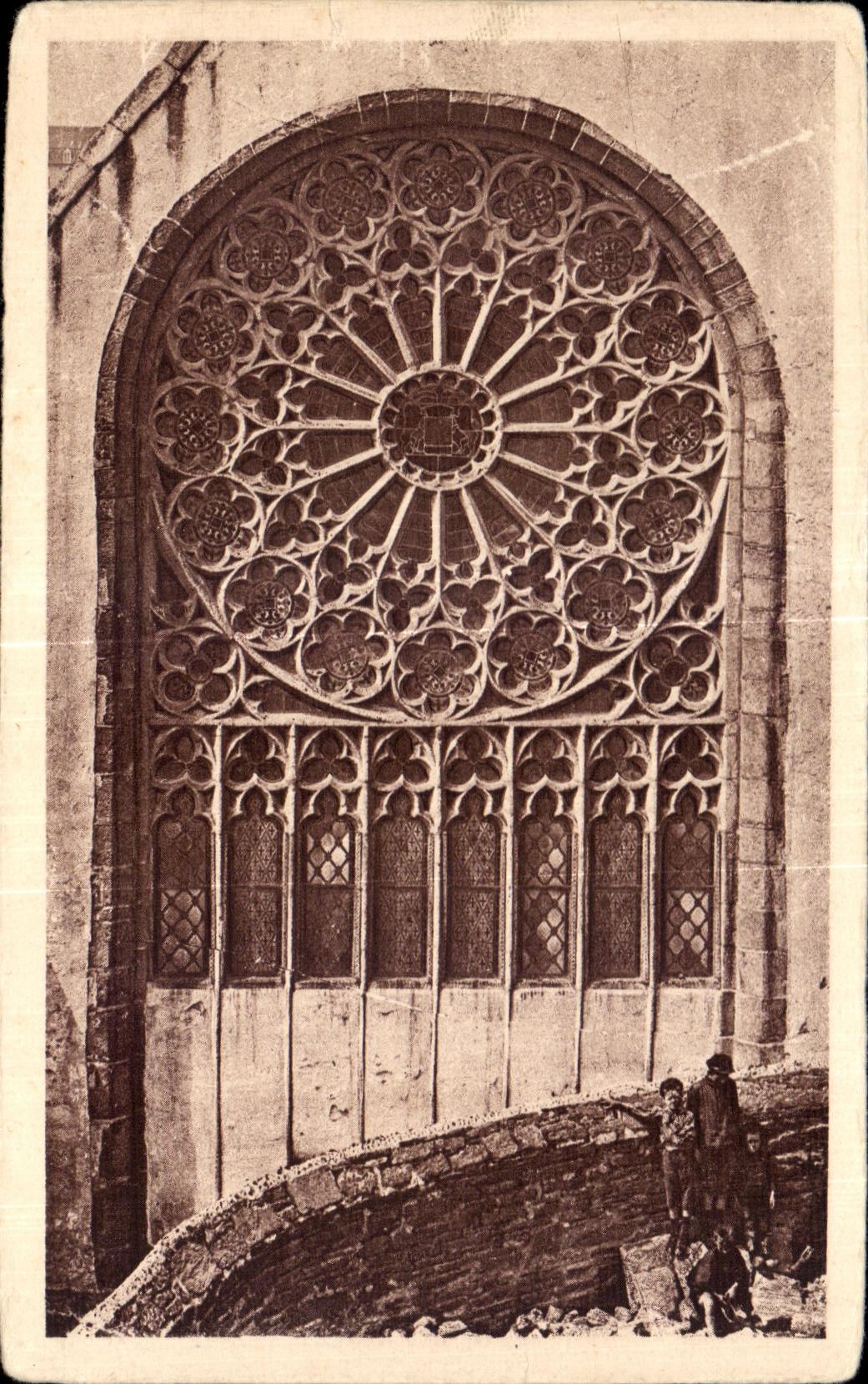 CPA Morlaix Ancienne Eglise des Jacobins La Grande Rosace du Musee