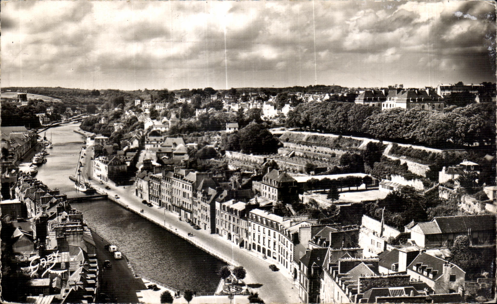 CPA Morlaix Le Bassin vu du Viaduc