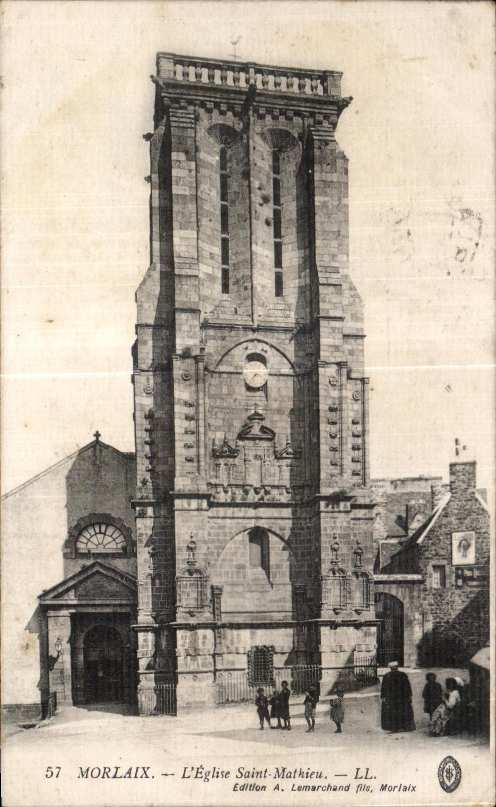 CPA Morlaix L Eglise Saint Mathieu 