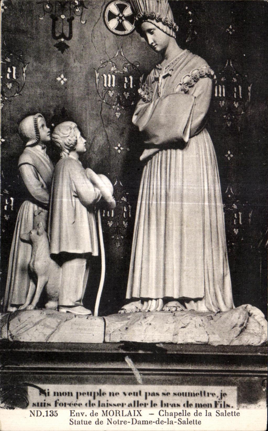 CPA Environs de Morlaix Chapelle de la Salette Statue de Notre Dame de la Salette