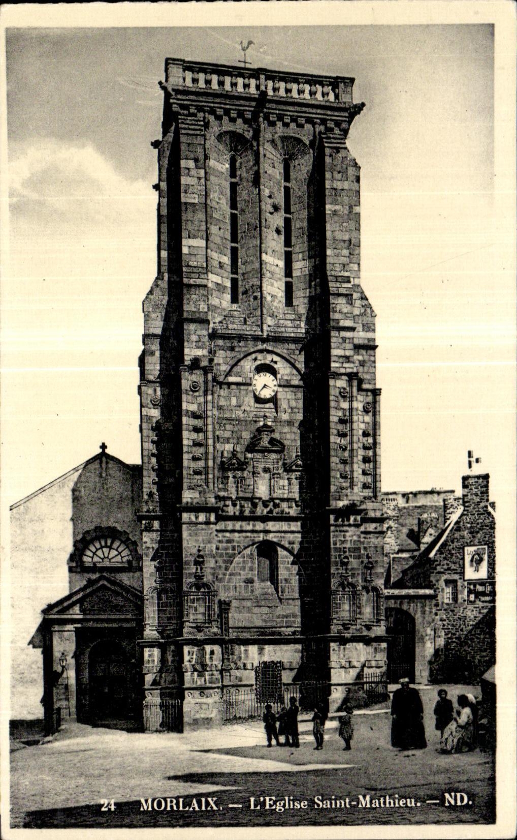 CPA Morlaix L Eglise Saint Mathieu