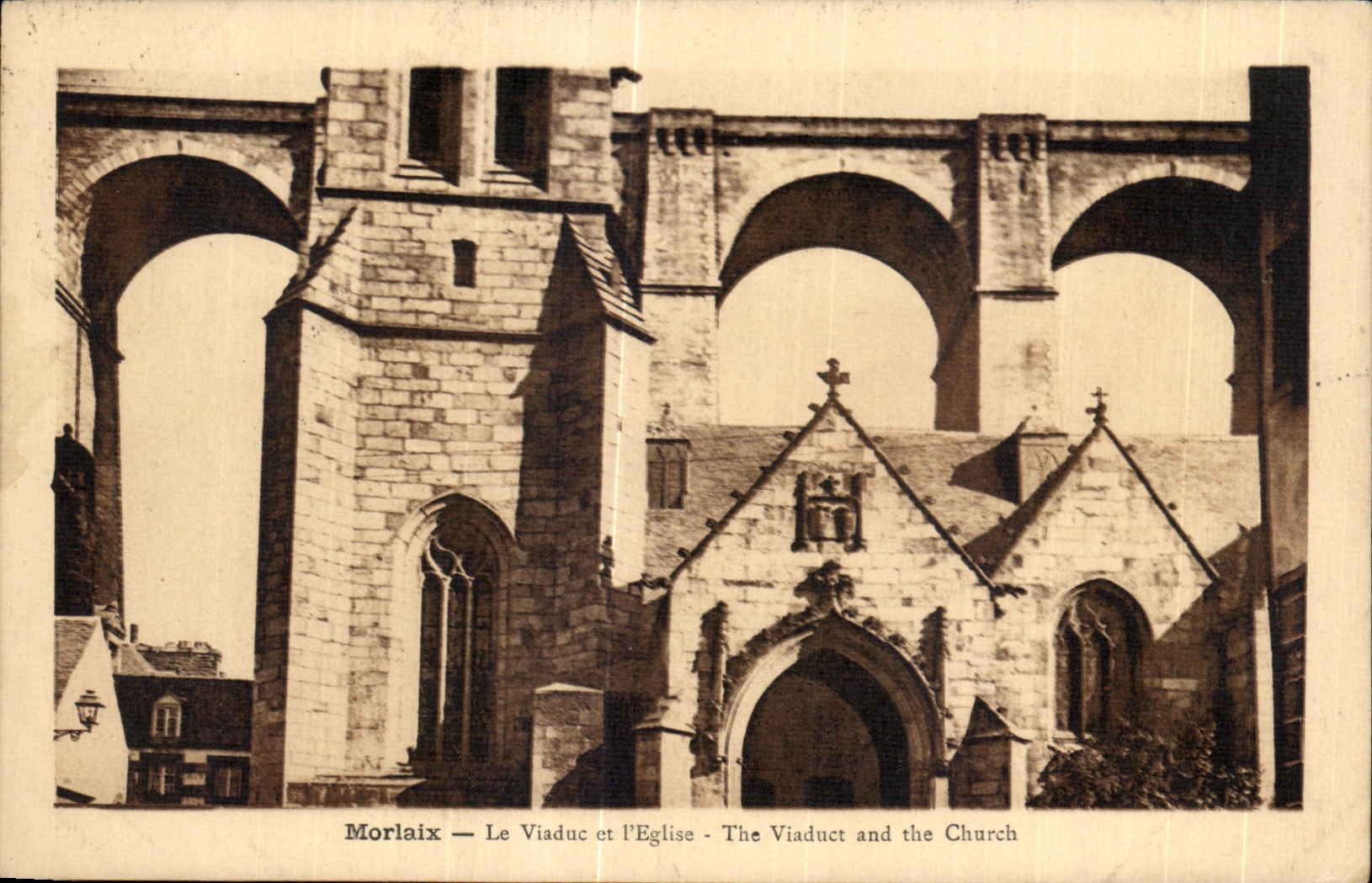 CPA Morlaix Le Viaduc et l Eglise 