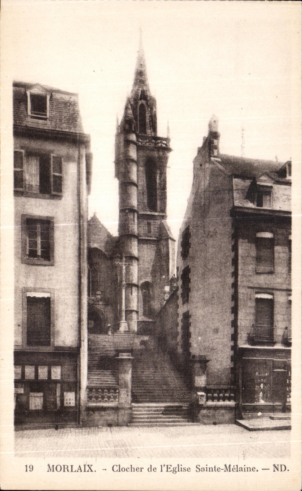 CPA Morlaix Clocher de l Eglise Sainte Melaine