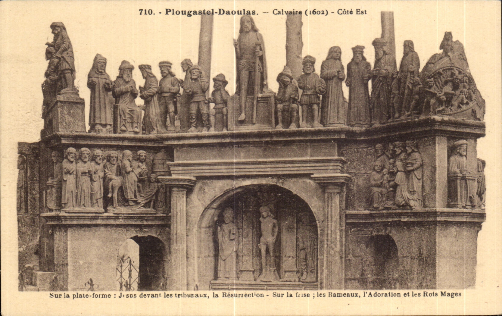 CPA Plougastel Daoulas Calvaire Cote Est
