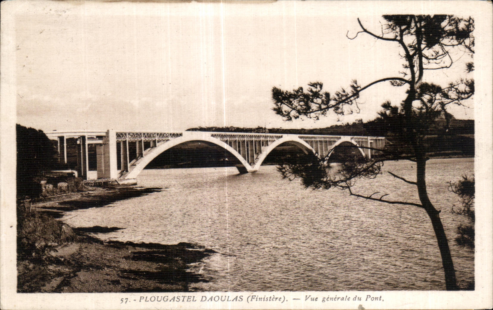 CPA Plougastel Daoulas Vue generale du Pont