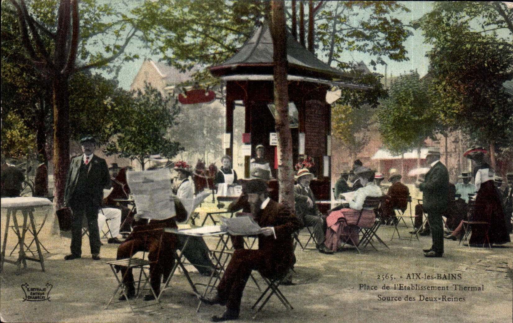 CPA Aix les Bains Place de L Etablissement Thermal Source des Deux Reines