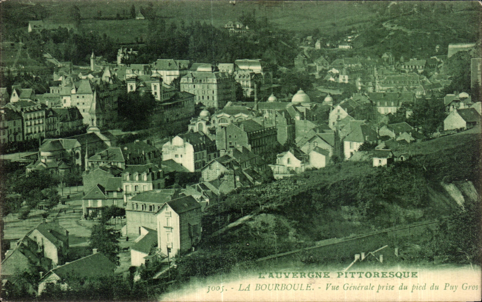 CPA L Auvergne Pittoresque La Bourboule Vue generale prise du pied du Puy Gros