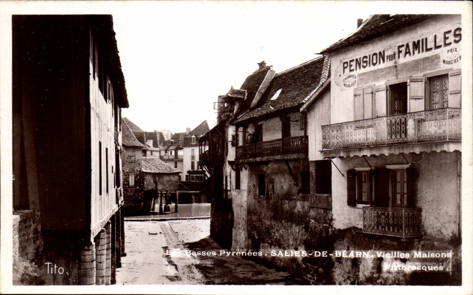 CPA Salies de Bearn Vialles Maisons Pensions de Familles