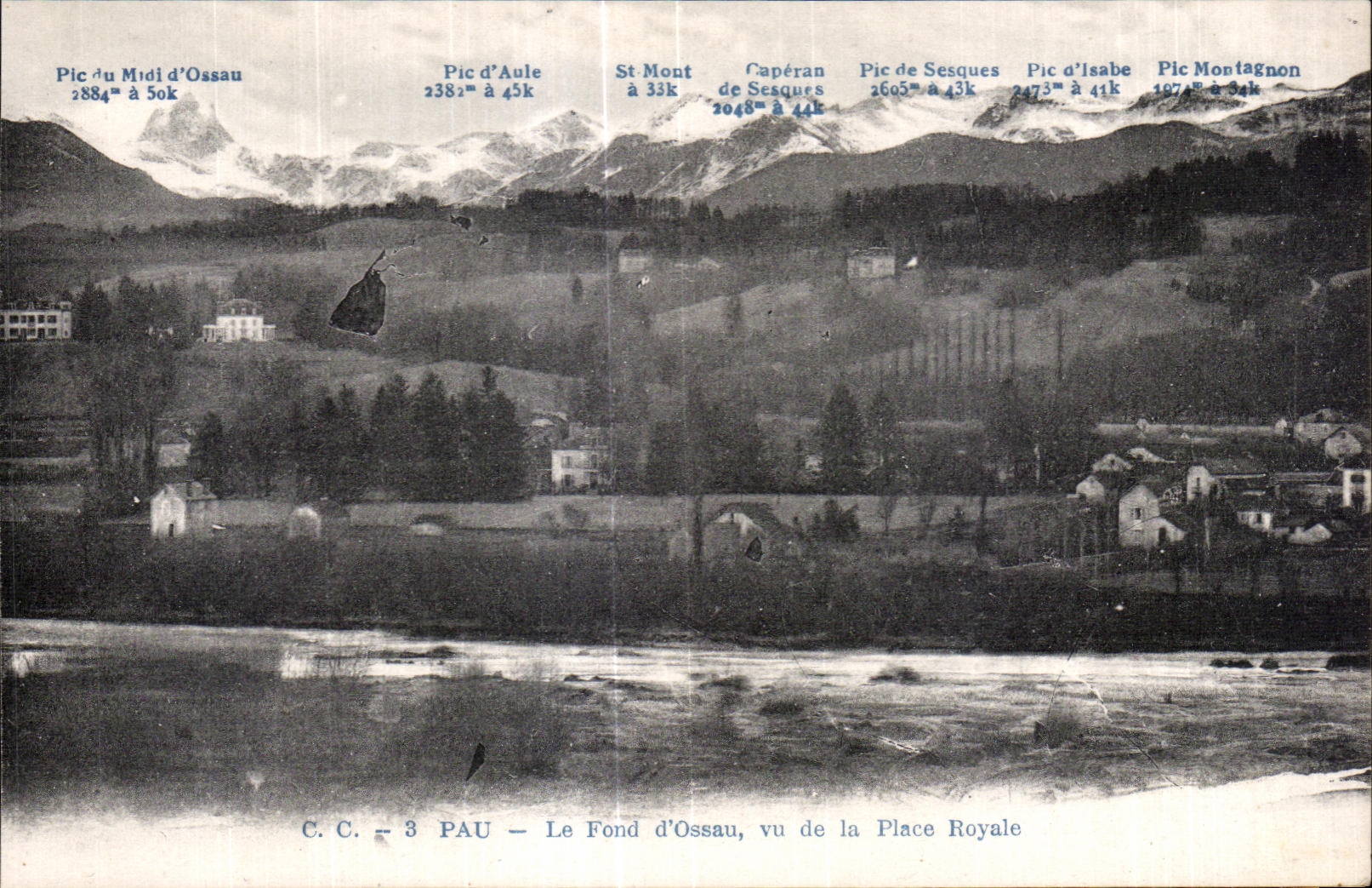 CPA Pau the Fund Ossau seen of the Royal Place