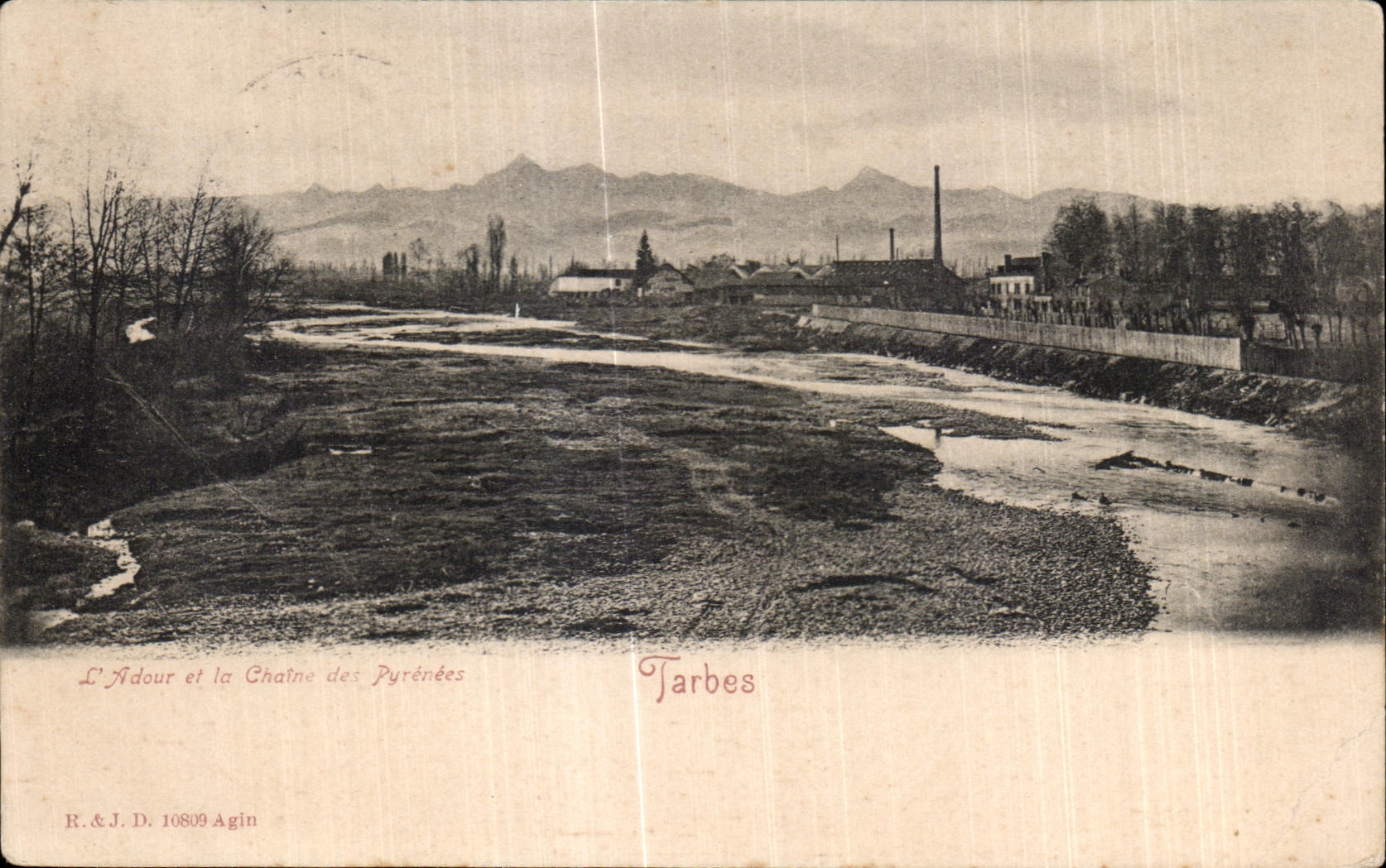 CPA L Adour et la Chaine des Pyrenees Tarbes