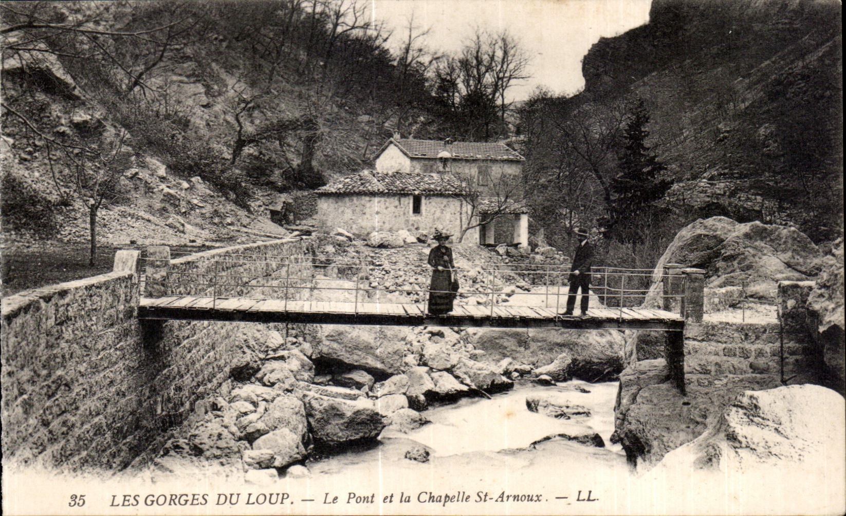 CPA Falls Of the Wolf the Bridge and the Vault St Arnoux