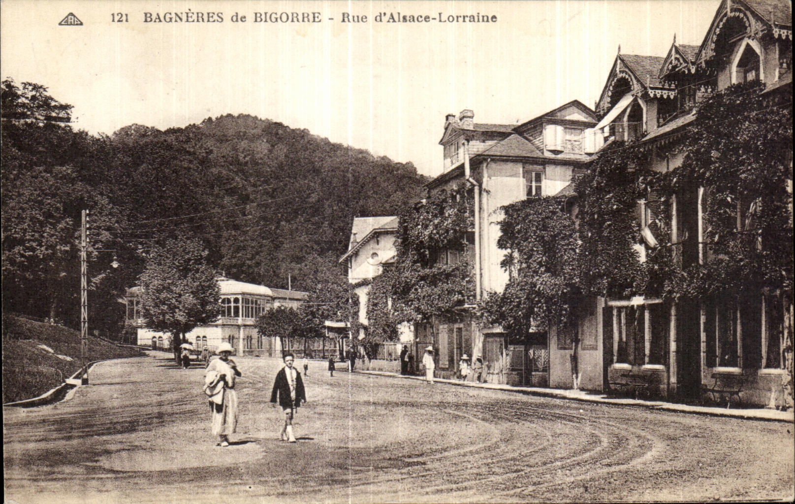 CPA Bagneres de Bigorre Street Lorraine Alsace