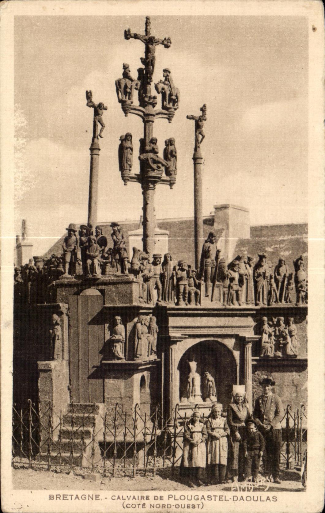 CPA Bretagne Calvaire De Plougastel Daoulas (Cote Nord Ouest)
