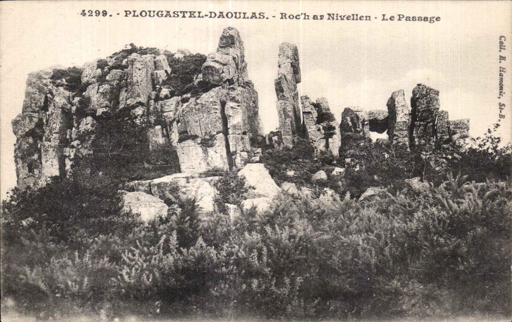 CPA Plougastel Daoulas Roc h ar Nivellen Le Passage