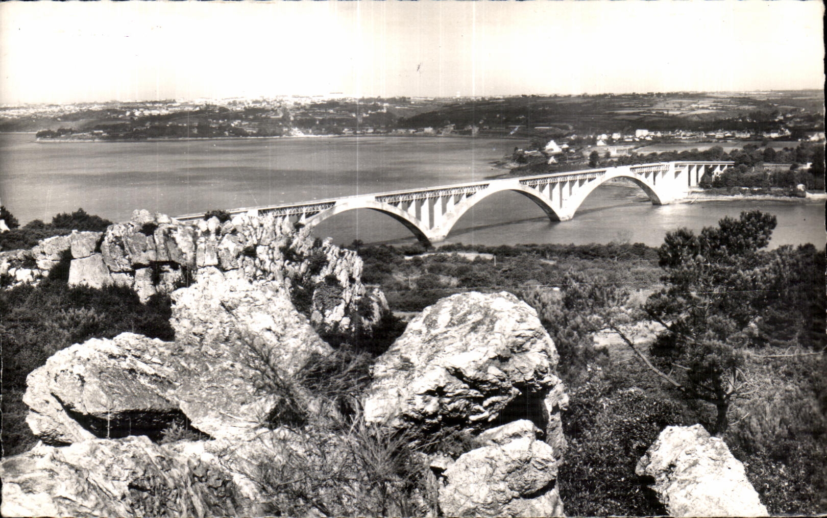 CPA Brest (Finistere) Le Pont Albert Louppe ou Pont de Plougastel sur I Elorn