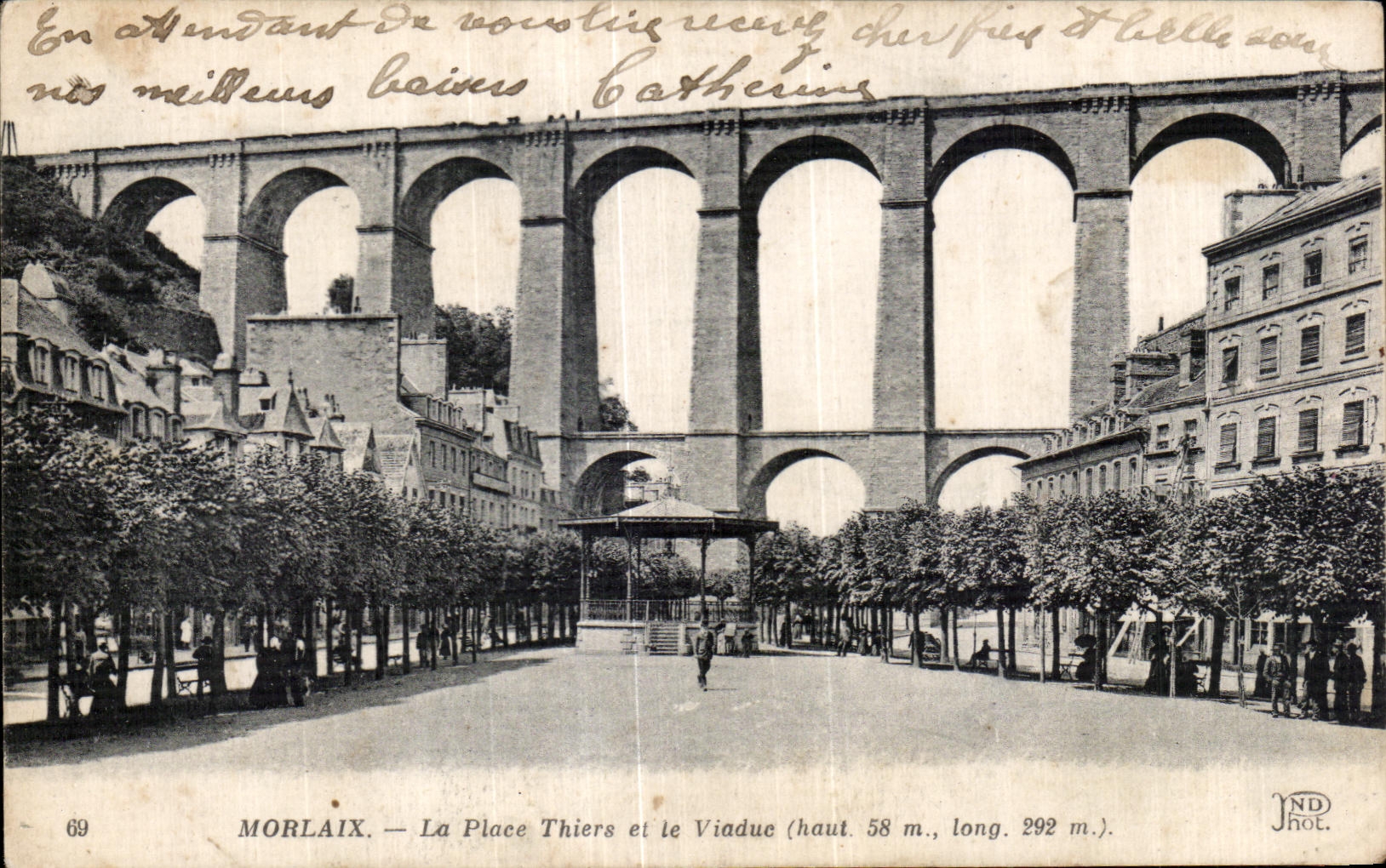 CPA Morlaix La Place Thiers et le Viaduc (haut)