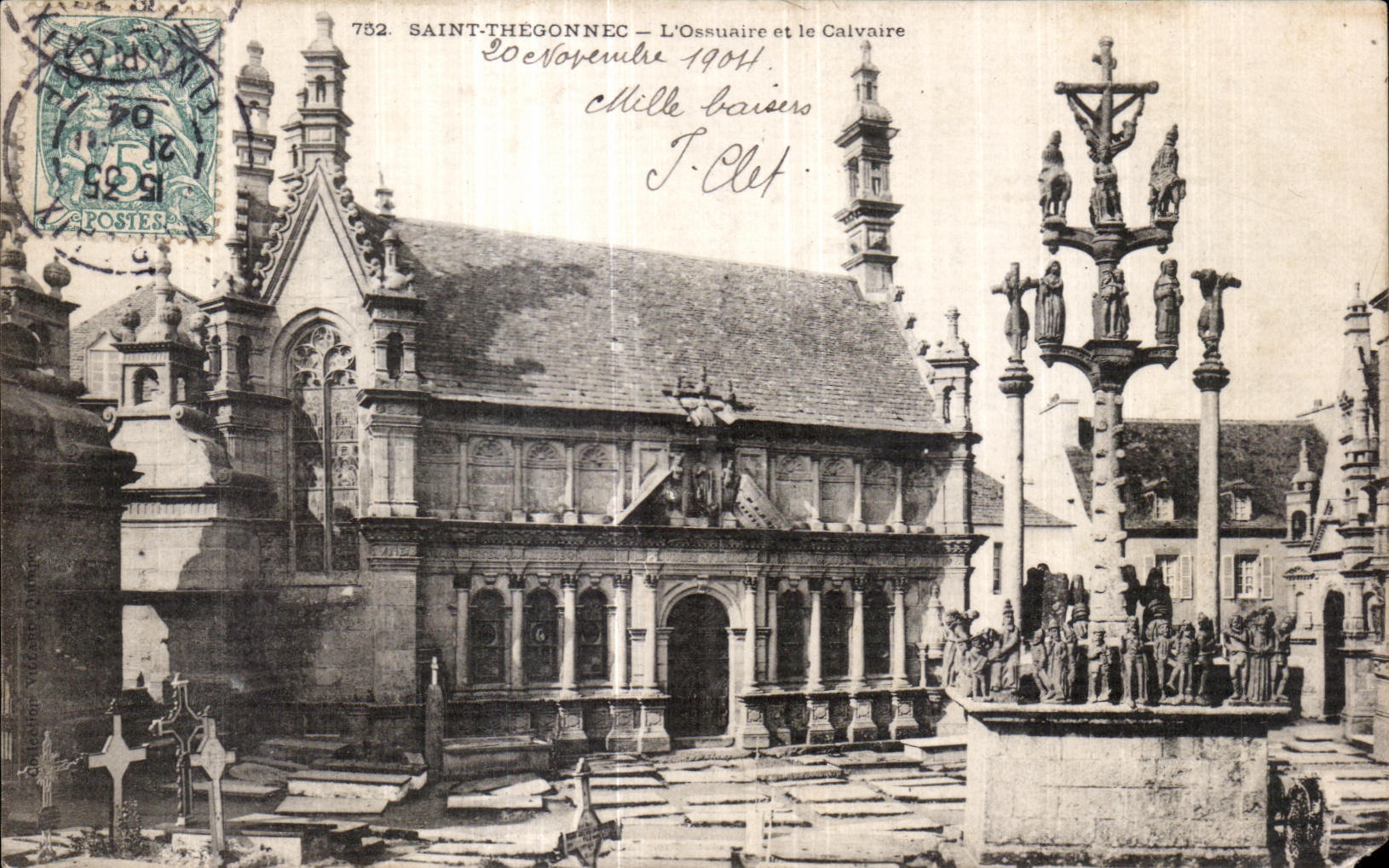 CPA Saint Thegonnec L Ossuaire et le Calvaire