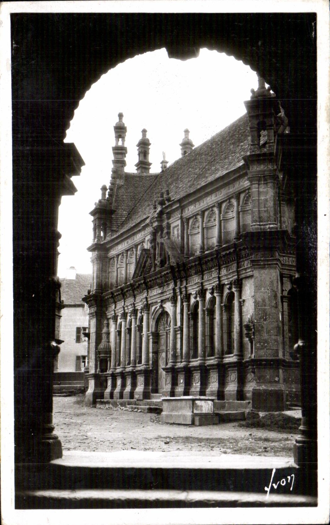 CPA Saint Thegonnec (Finistere) L Ossuaire