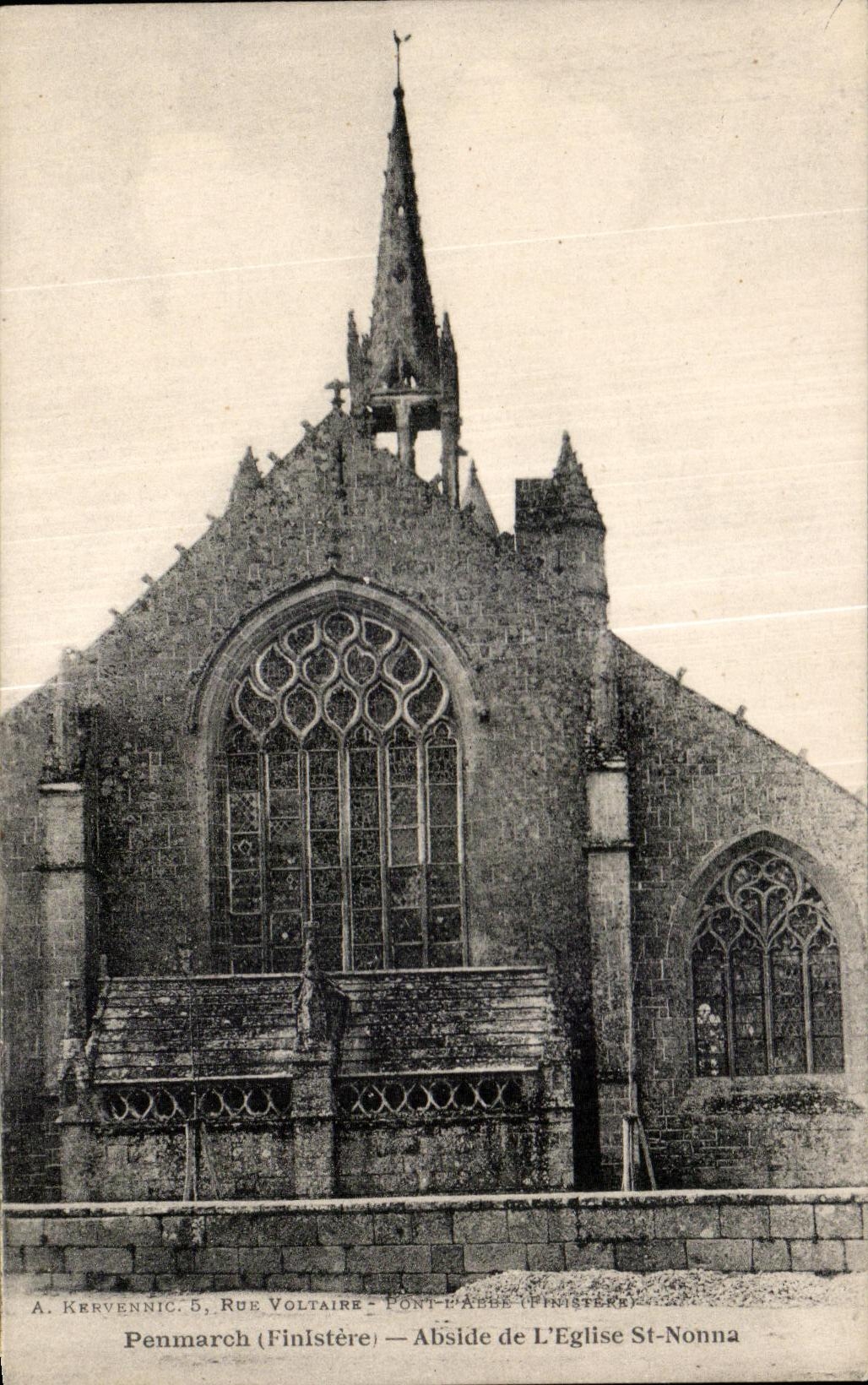 CPA Penmarch (Finistere) Apse of Church St Nonna