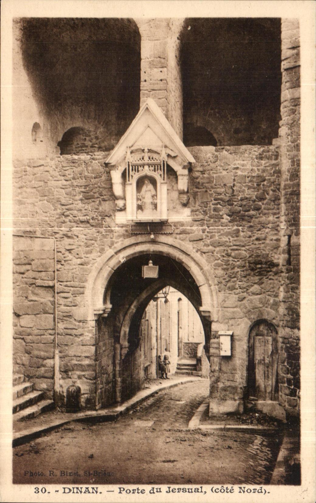CPA Dinan Porte du Jersual (cote Nord)