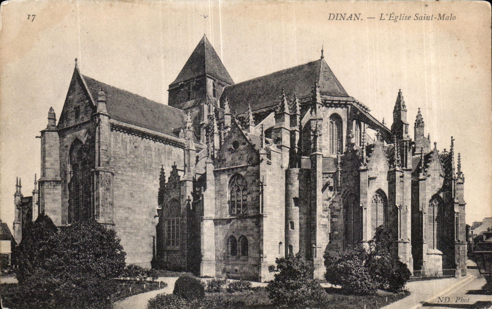 CPA Dinan L Eglise Saint malo