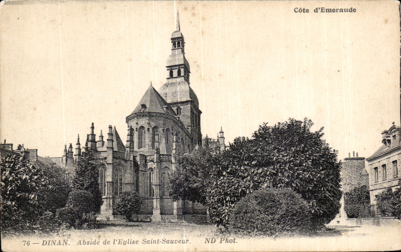 CPA Dinan Abside de I Eglise Saint Sauveur