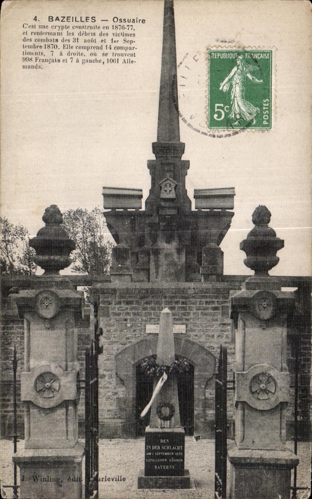 Cripta desnuda de Militaria del osario de CPA Bazeilles Cest