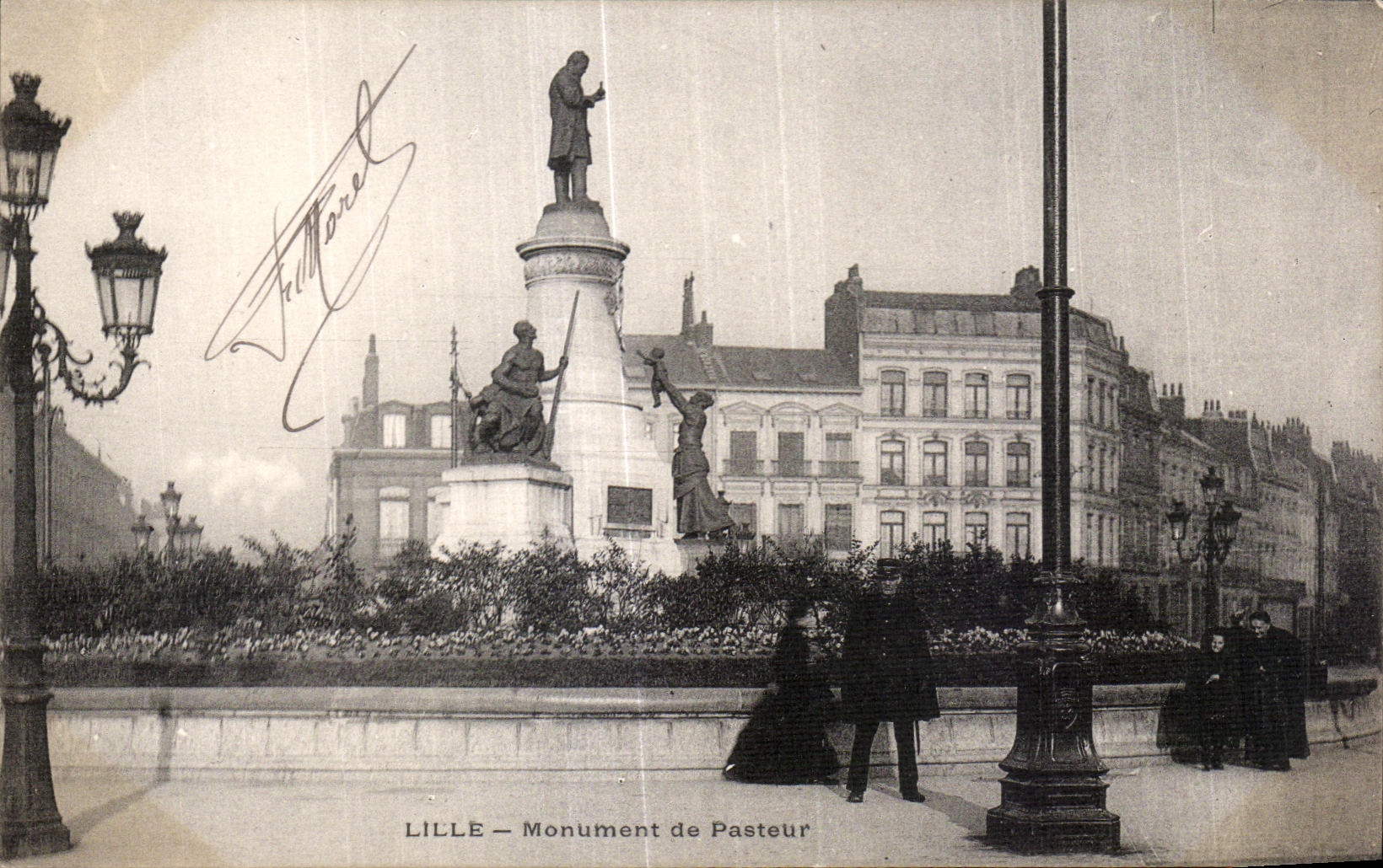 CPA Lille Monument of Police Pasteur