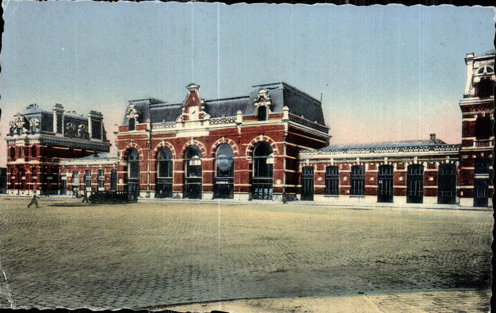 CPA Cambrai La Gare