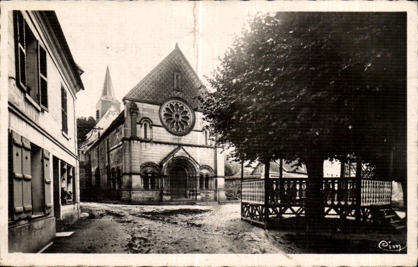 CPA clasifica la iglesia de Oise del castillo y el lugar