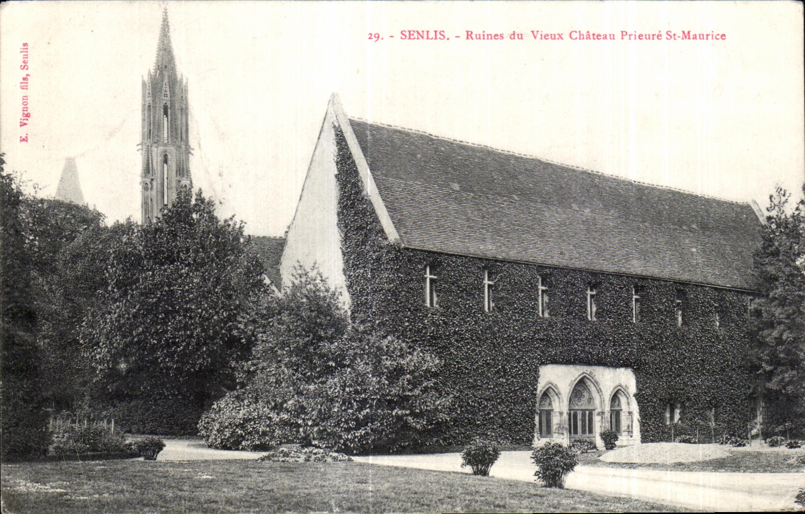 CPA Senlis Ruins of the Old Castle Prioress St Maurice