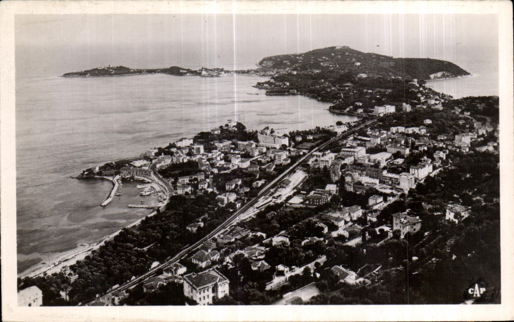 CPA Beaulieu et le Cap Ferrat vus de la Moyenne Corniche