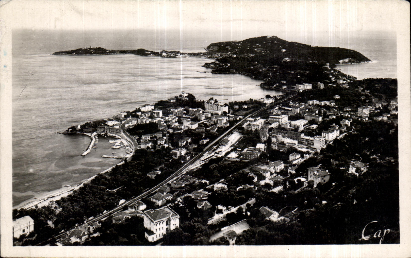 CPA Beaulieu Sur Mer et le Cap Ferrat Vue de la moyenne Corniche