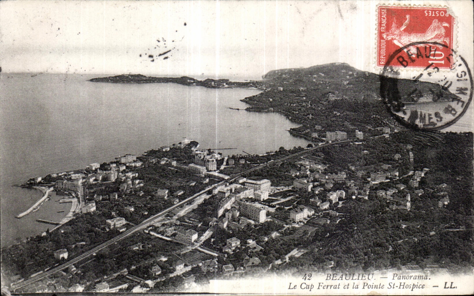 CPA Beaulieu Panorama Le Cap Ferrat et la Pointe St Hospice