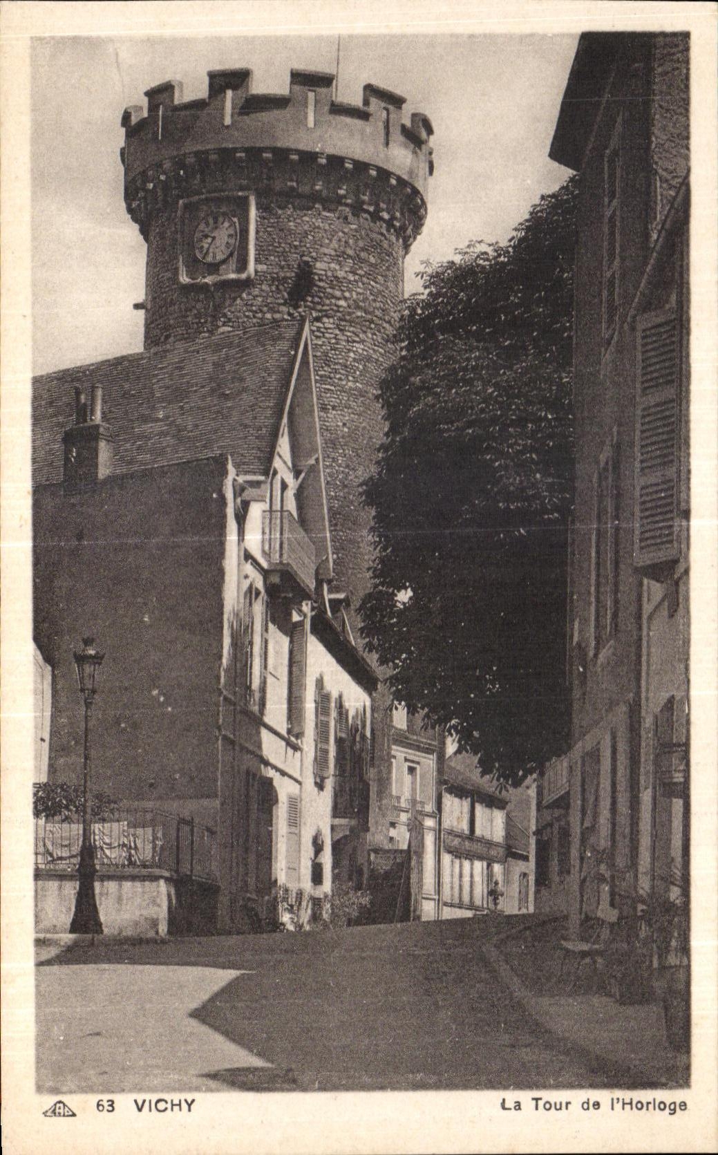 CPA Vichy La Tour de I Horloge