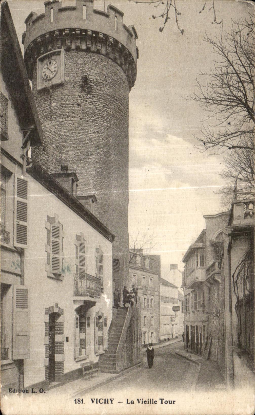 CPA Vichy Le Vieille Tour