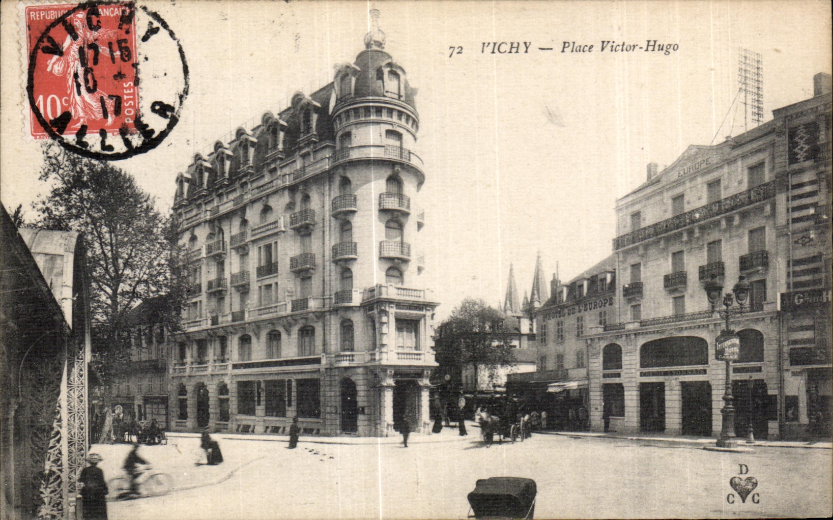 CPA Vichy Palce Victor Hugo