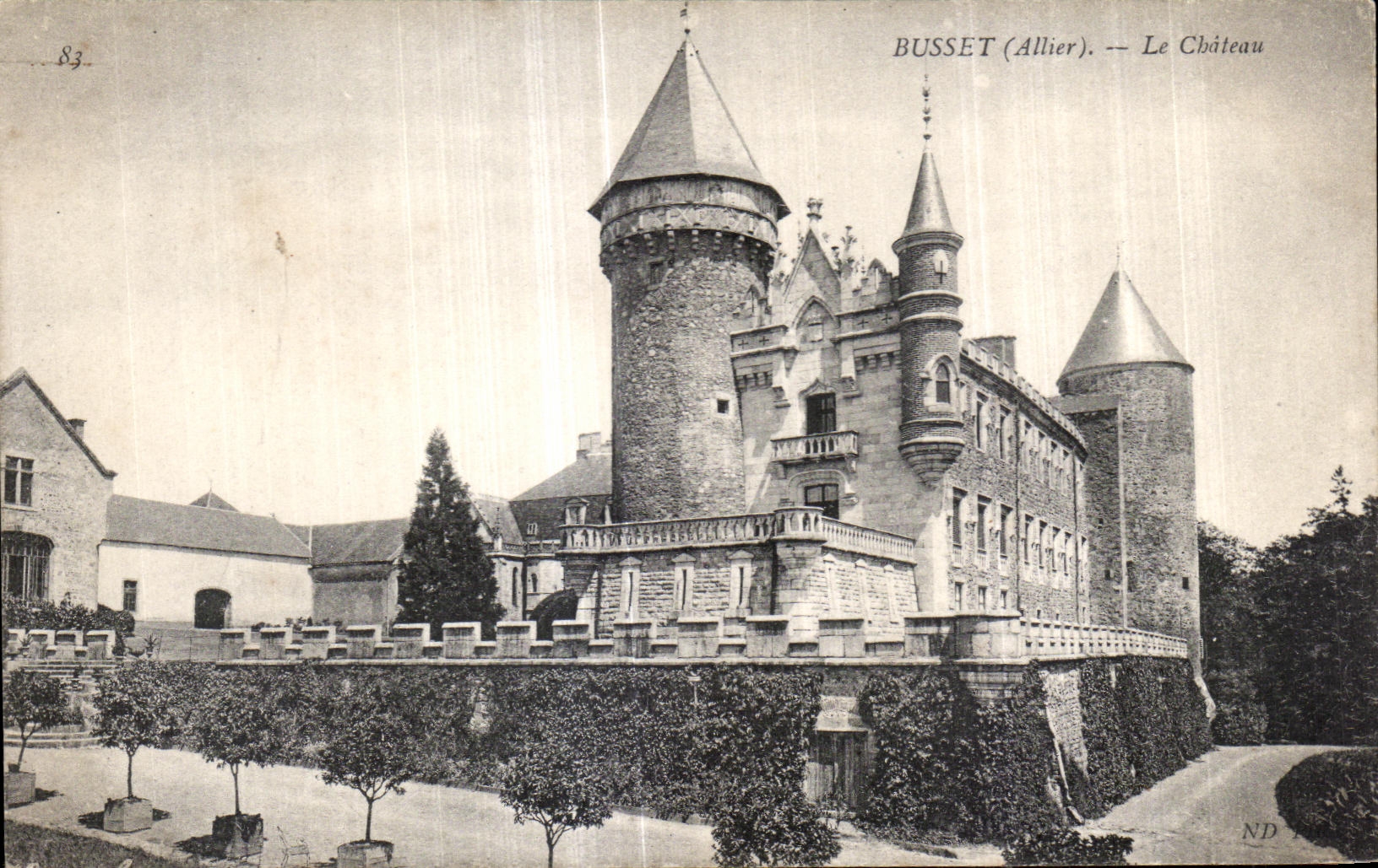 CPA Busset Le Chateau