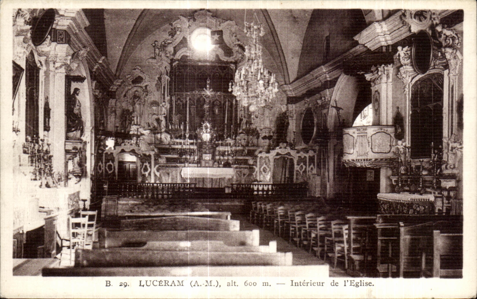 CPA Luceram Interieur de I Eglise