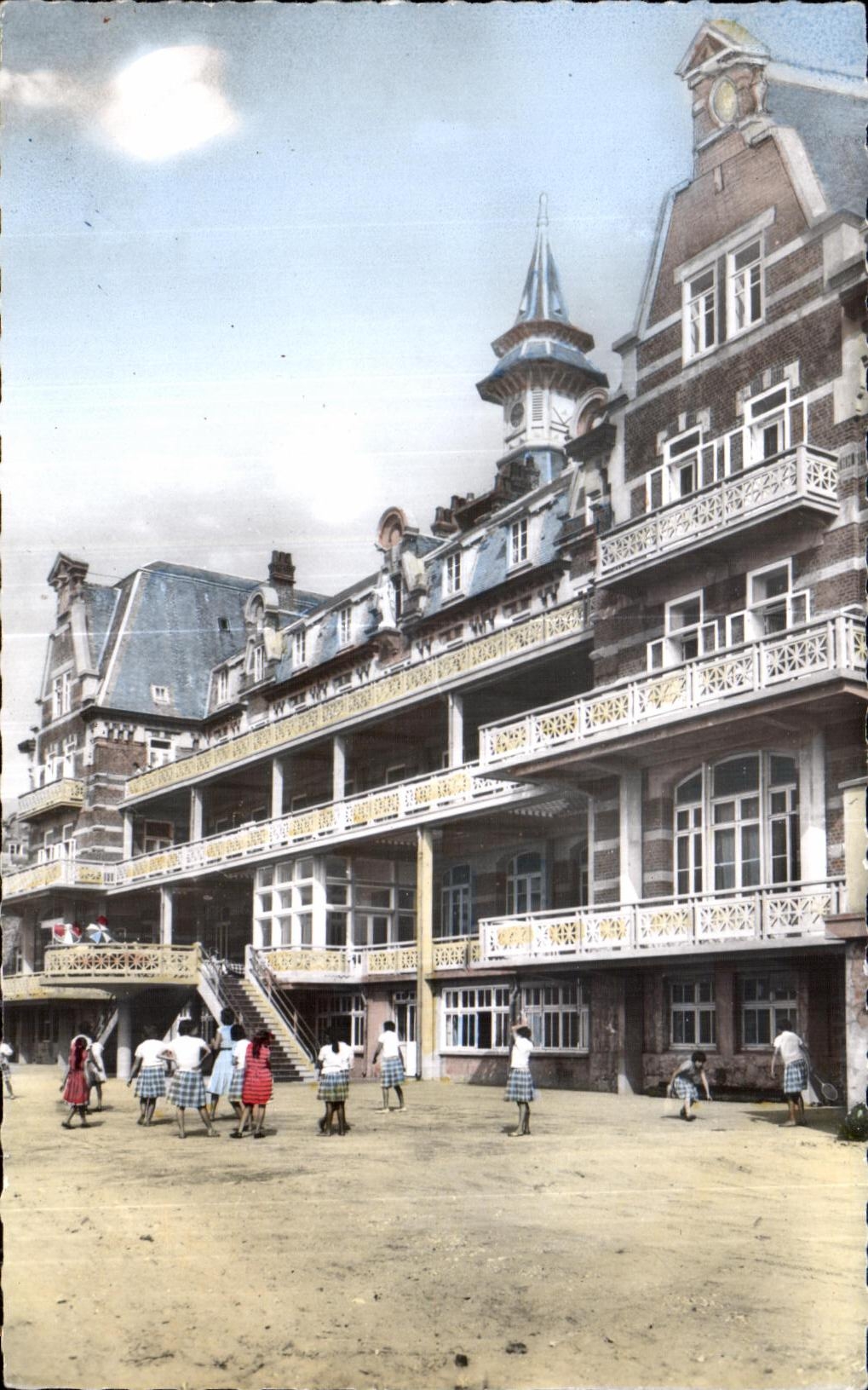 CPA Institut Calot Berck Plage Batiment principal cote mer
