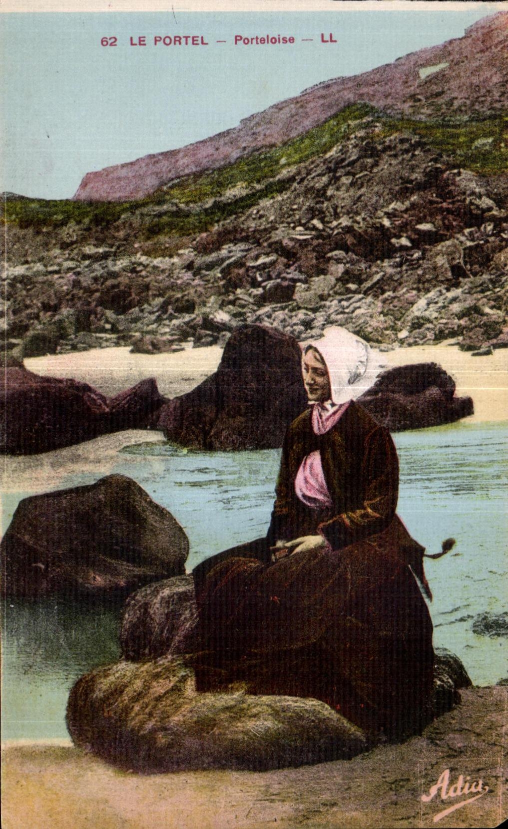CPA Le Portel Porteloise Folklore Costume Coiffe