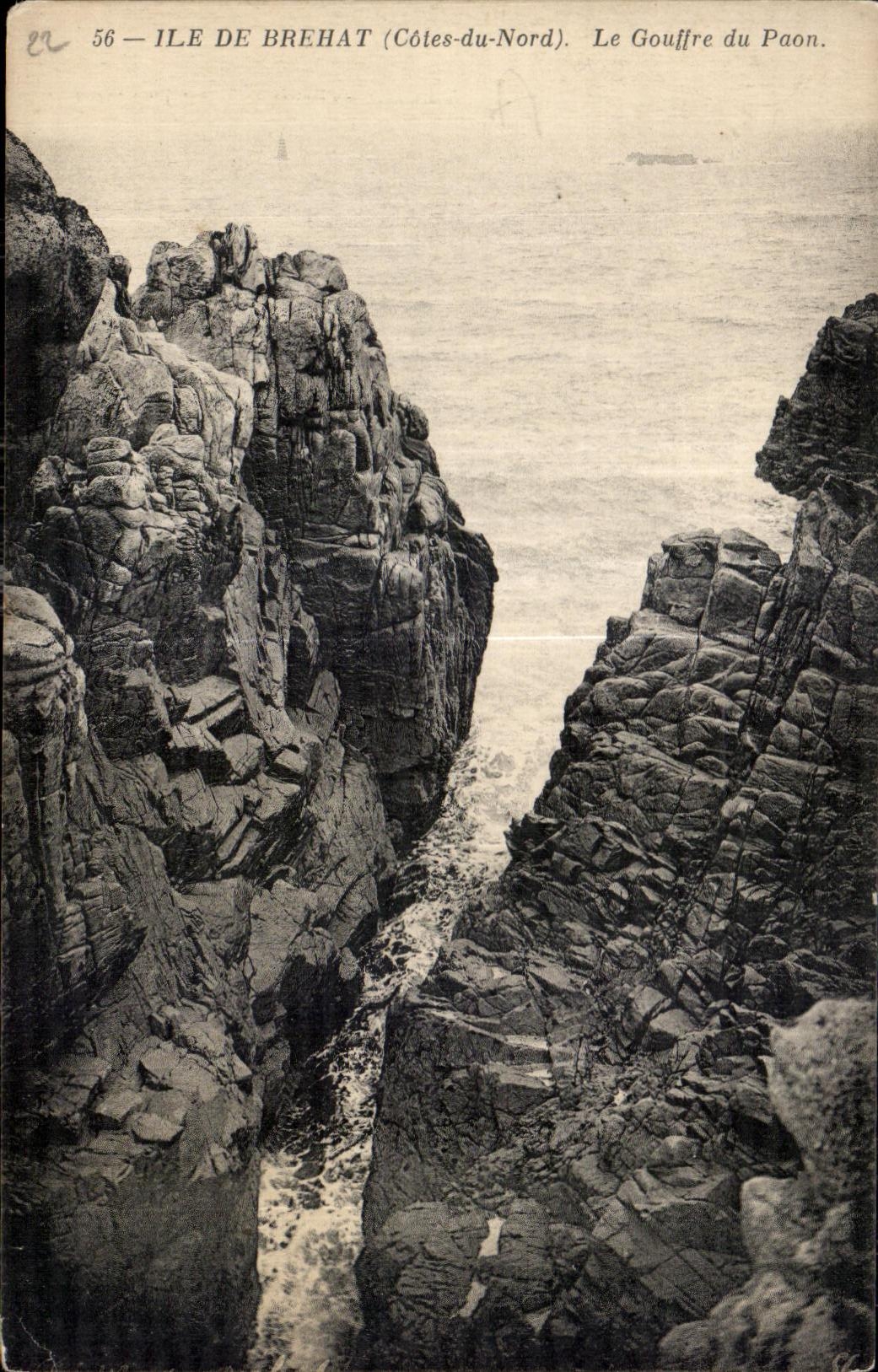CPA Ile de Brehat Cotes du Nord Le Gouffre Du Paon