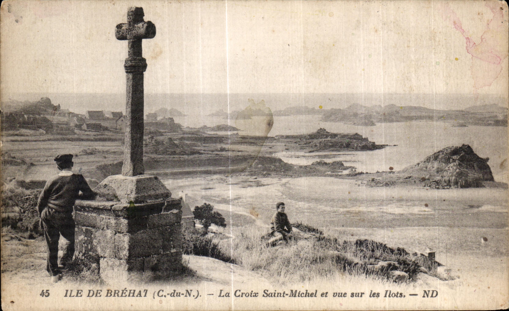 CPA Ile de Brehat La Croix Saint Michel et Vue sur les Ilots