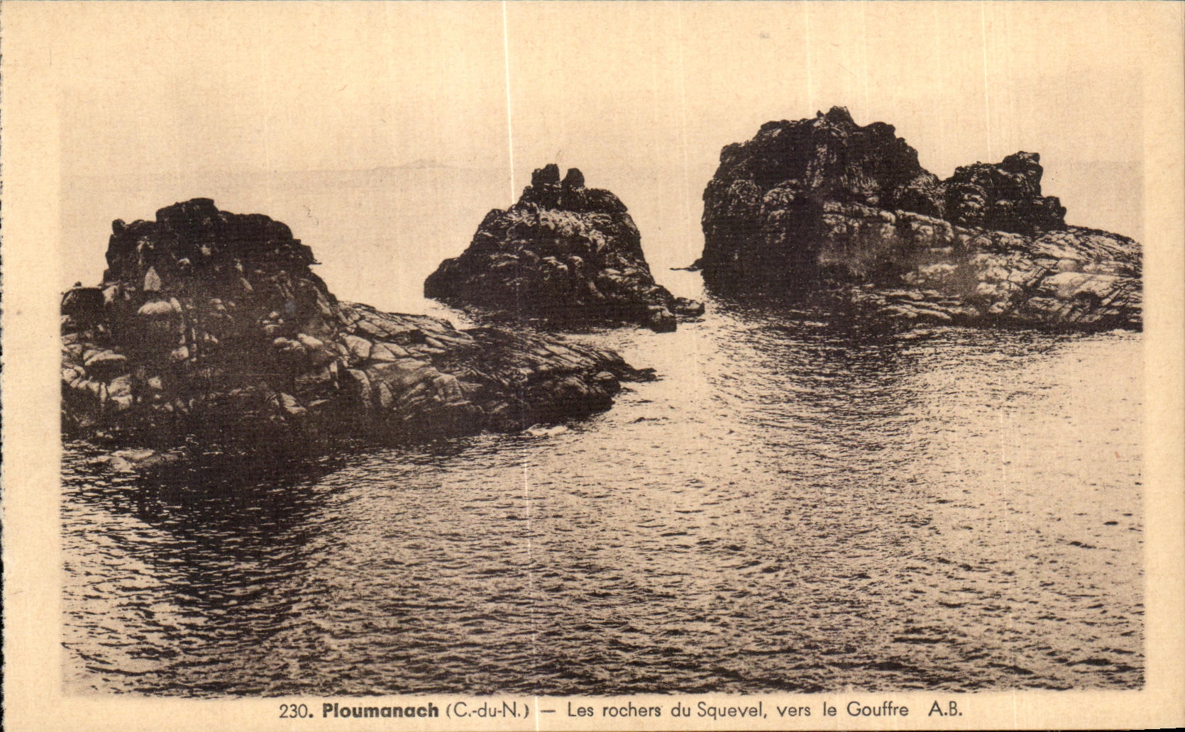 CPA Ploumanac h Les rochers du Squevel vers le Gouffre