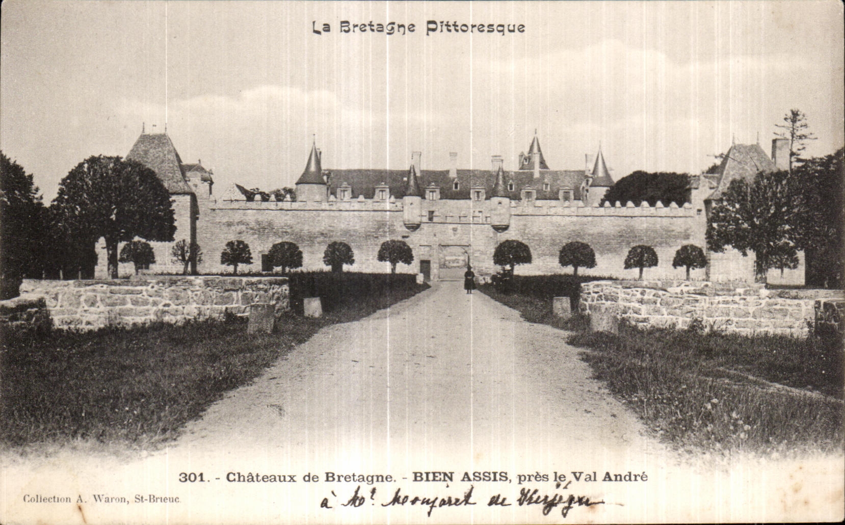 CPA La Bretagne Pittoresque Chateaux de Bretagne Bien assis pres le val Andre