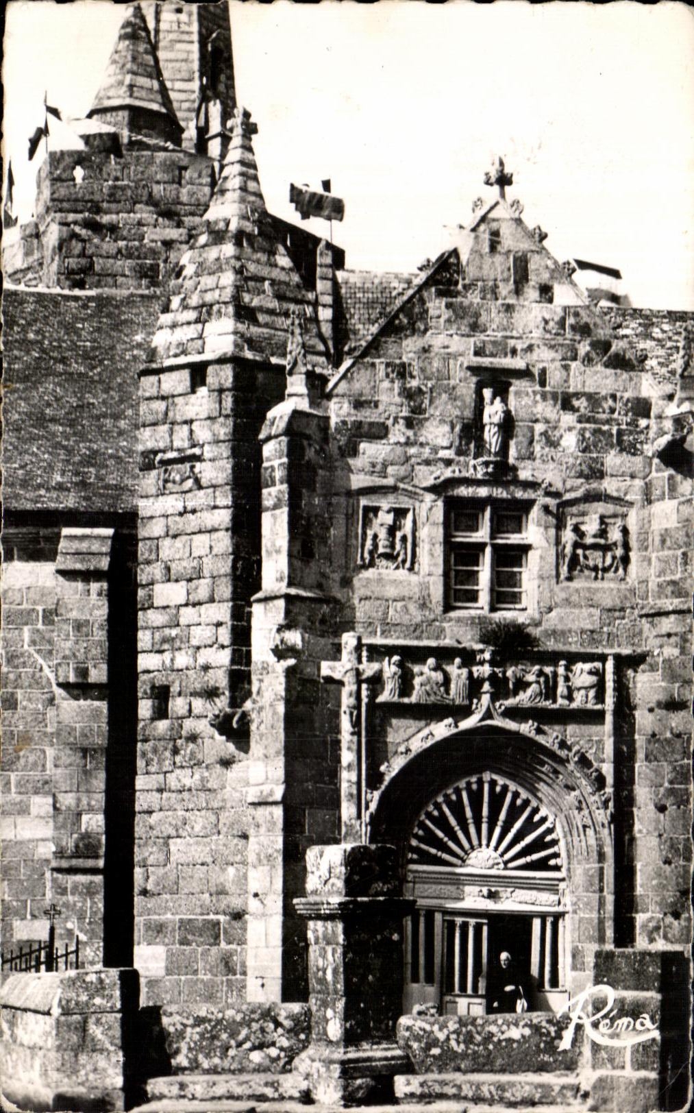 CPA Ploumanac h L Eglise de la Clarte
