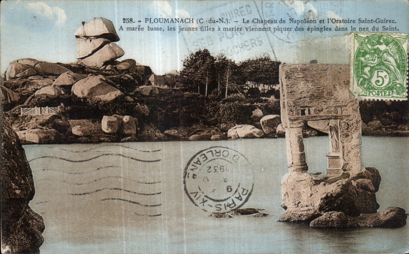 CPA Ploumanac h Le Chapeau de Napoleon et l Oratoire Saint Guirec